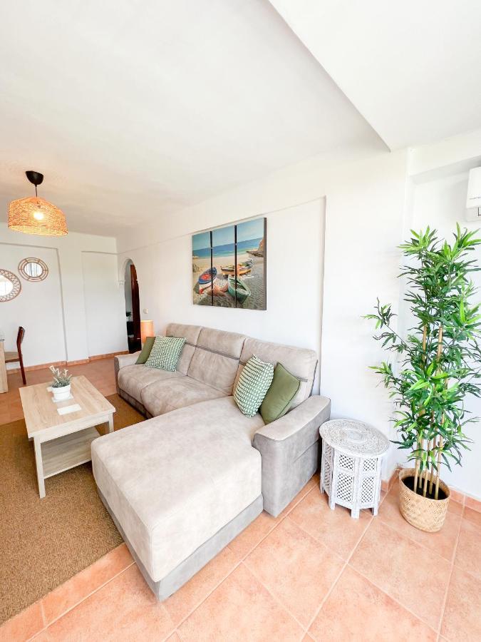 Spacious Apartment In The Center Of Torremolinos Exterior photo