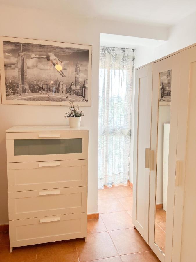 Spacious Apartment In The Center Of Torremolinos Exterior photo